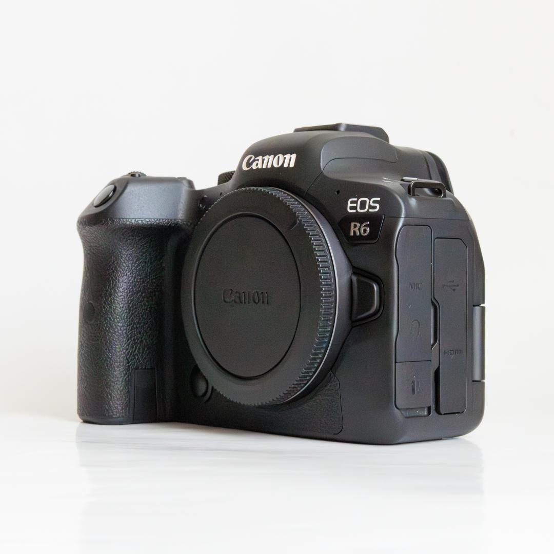 Canon EOS R6 ボディ／付属品一式