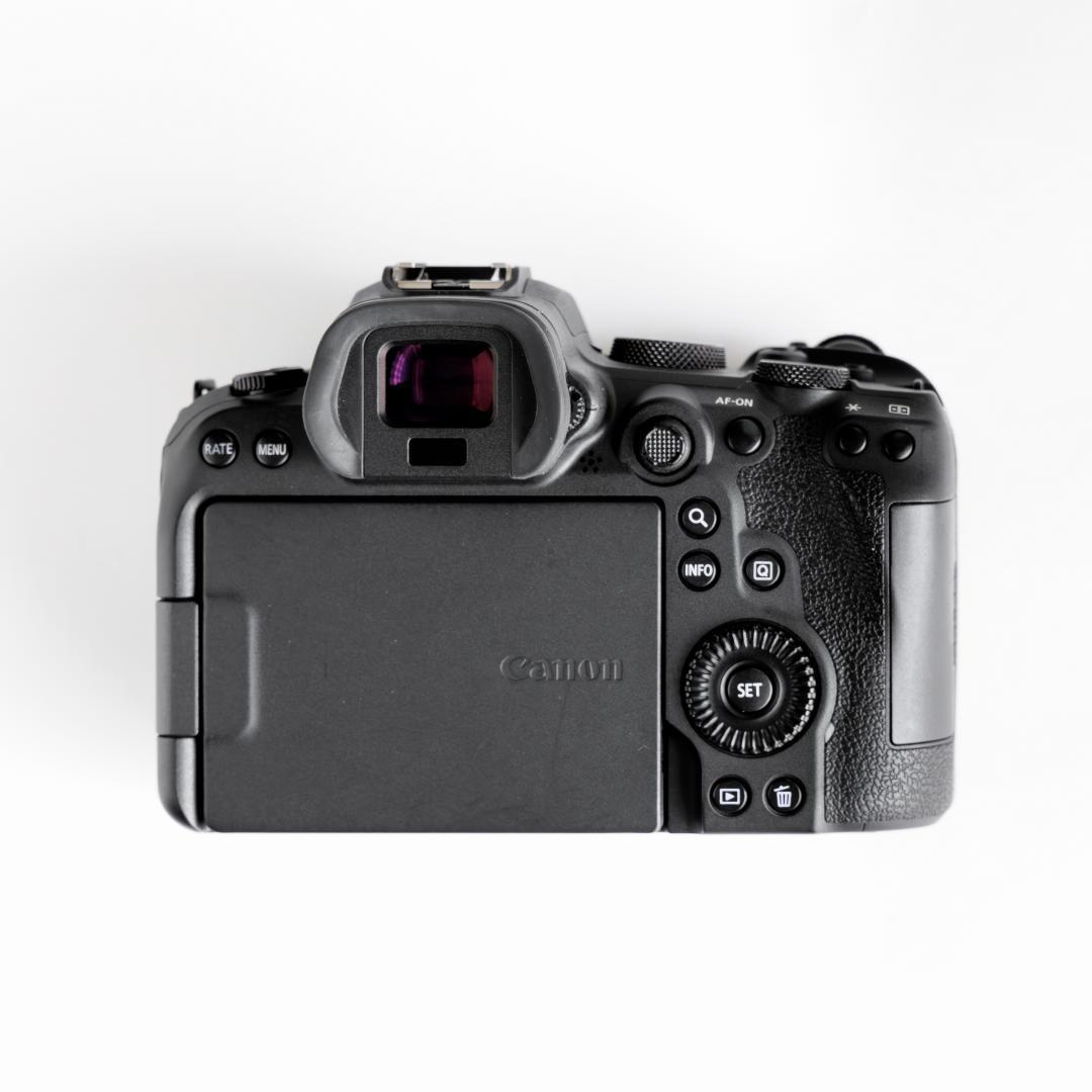 Canon EOS R6 ボディ／付属品一式