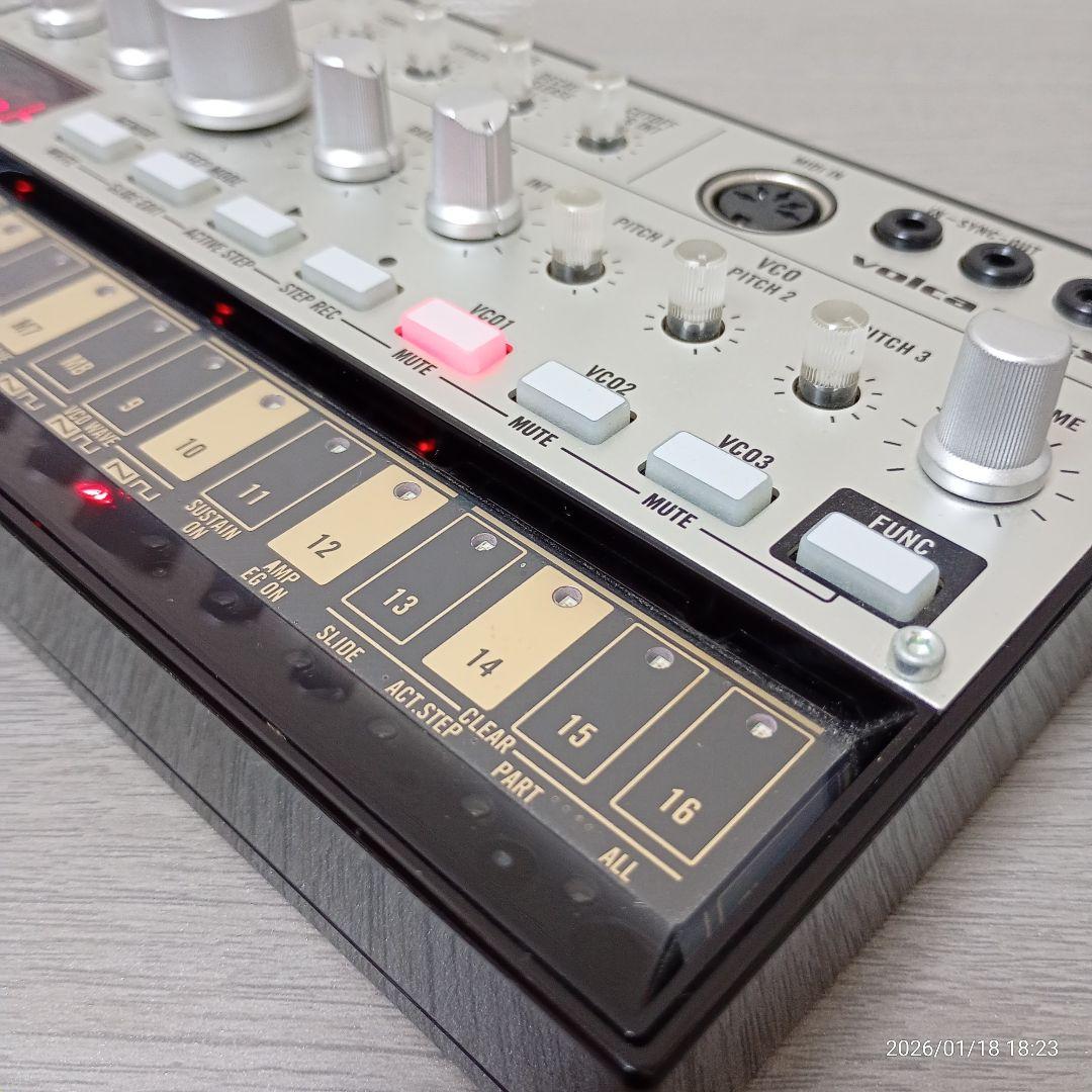 KORG volca bass アナログベースシンセサイザー　コルグ
