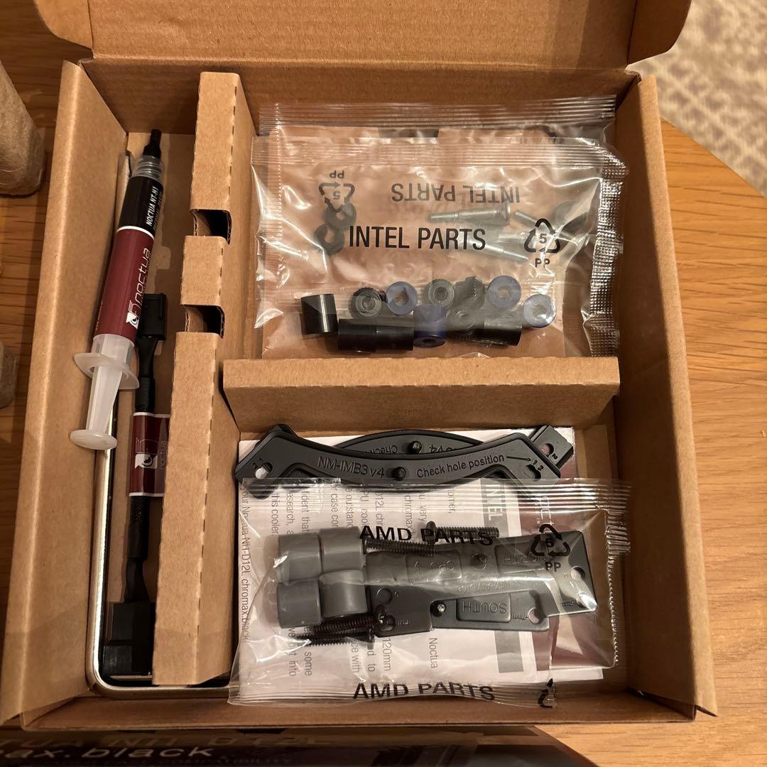 PC用ファン・クーラー Noctua NH-D12L chromax black