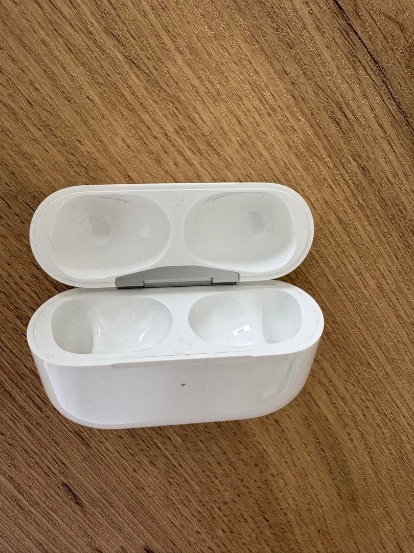 AirPods Pro2 充電ケース付き　第二世代