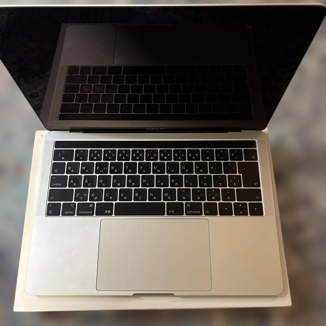 MacBook Pro 2018 本体(箱付き)