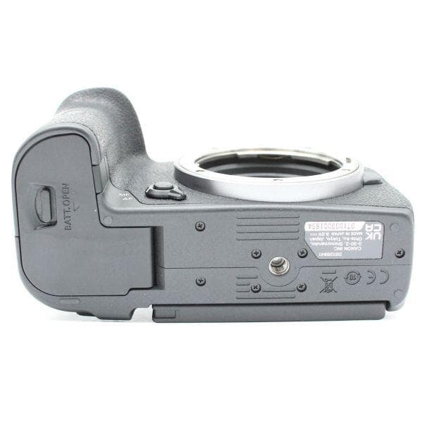 ショット数10,000以下！元箱付き！■ほぼ新品■ CANON EOS R7