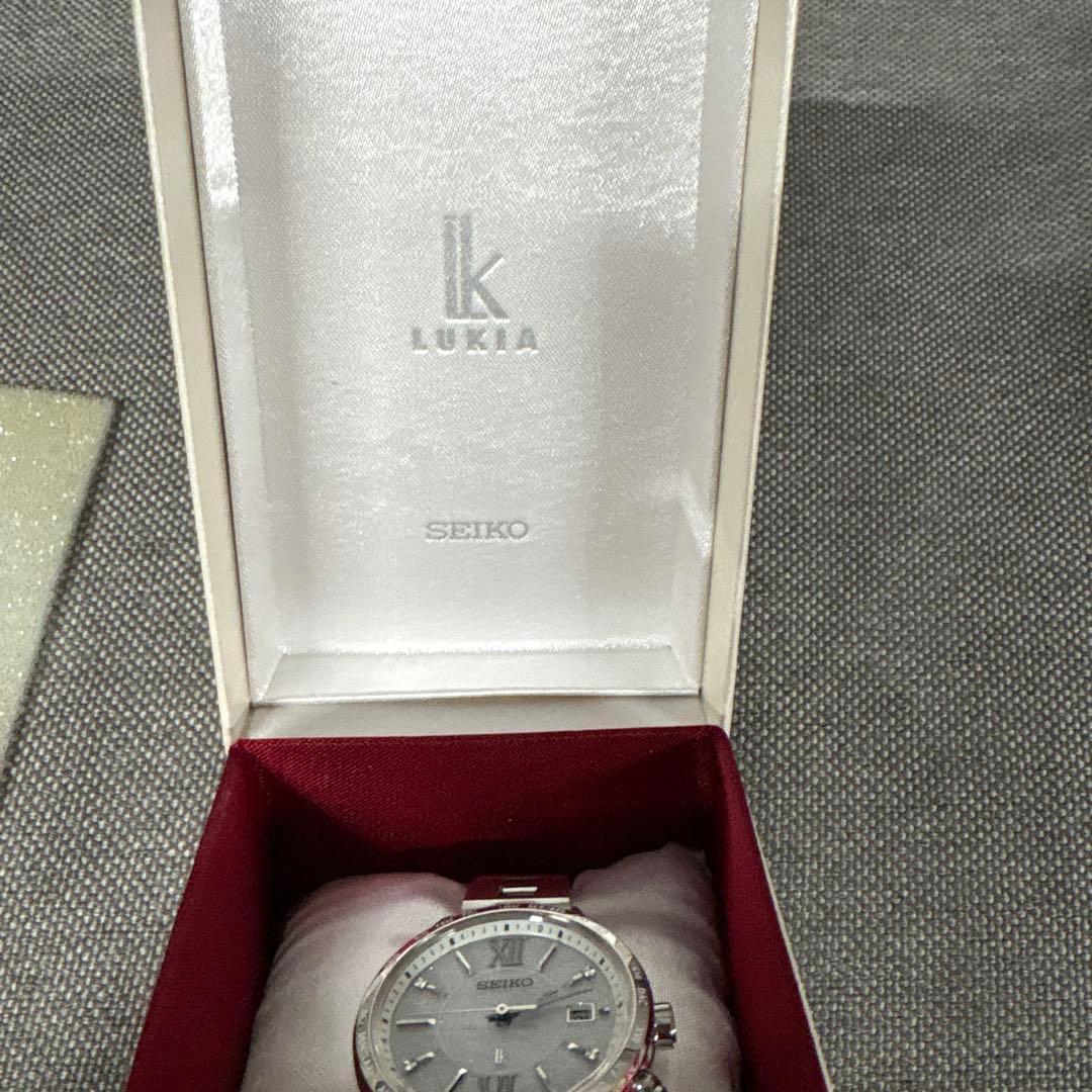 SEIKO LUKIA シルバー 時計