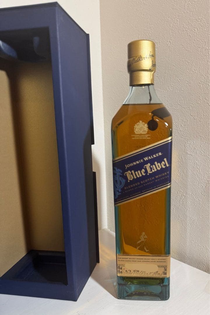 ジョニーウォーカー ブルーラベル 750ml 新品未開封 正規品