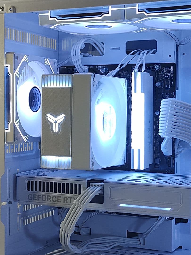 【即納LEDゲーミングPC】i5-14400F RTX5060