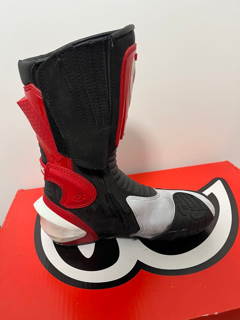 BERIK バイク用ブーツ 黒/赤/白