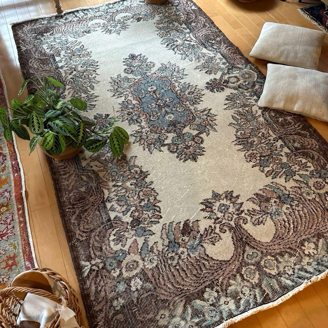 119×204ブラウン×クリーム　ピンク水色　メダリオン　トルコヴィンテージラグ