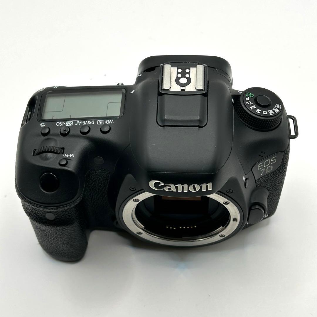 【最終値下げ】 Canon キャノン EOS 7D Mark II 付属品多数
