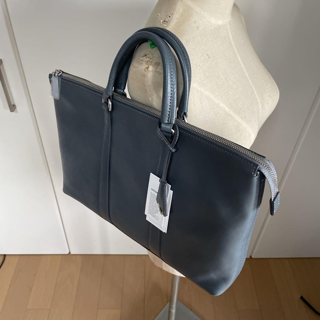 アニアリ　aniary シンプルブリーフケース　07-01005 新品　グレー