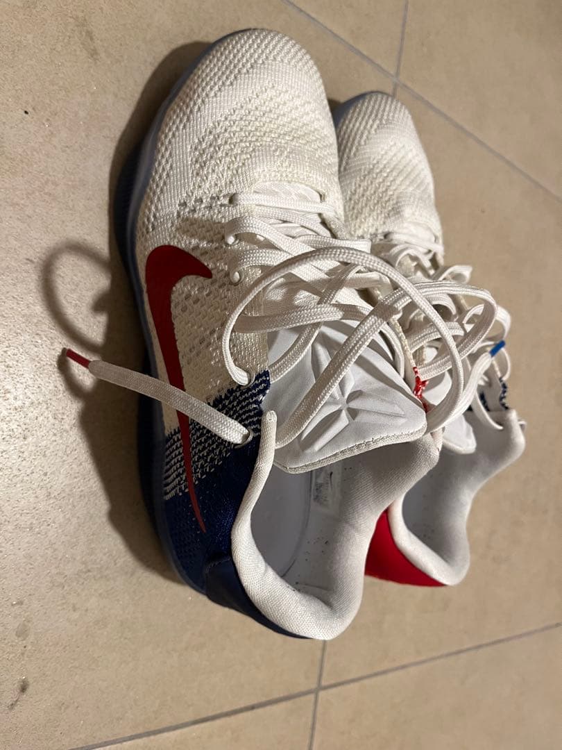 NIKE Kobe11 USAカラー