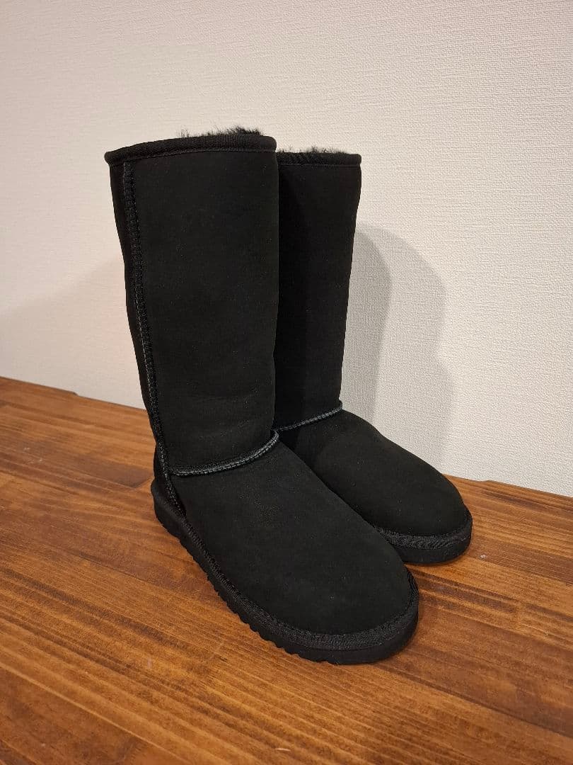 UGG ムートンブーツ 24cm 試着のみ 極美品 未使用級 箱なし ブラック