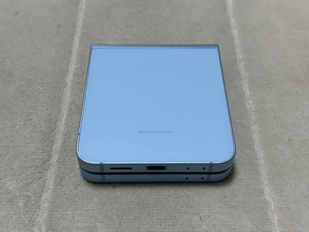 Galaxy Z Flip6 256GB au版 SIMフリー