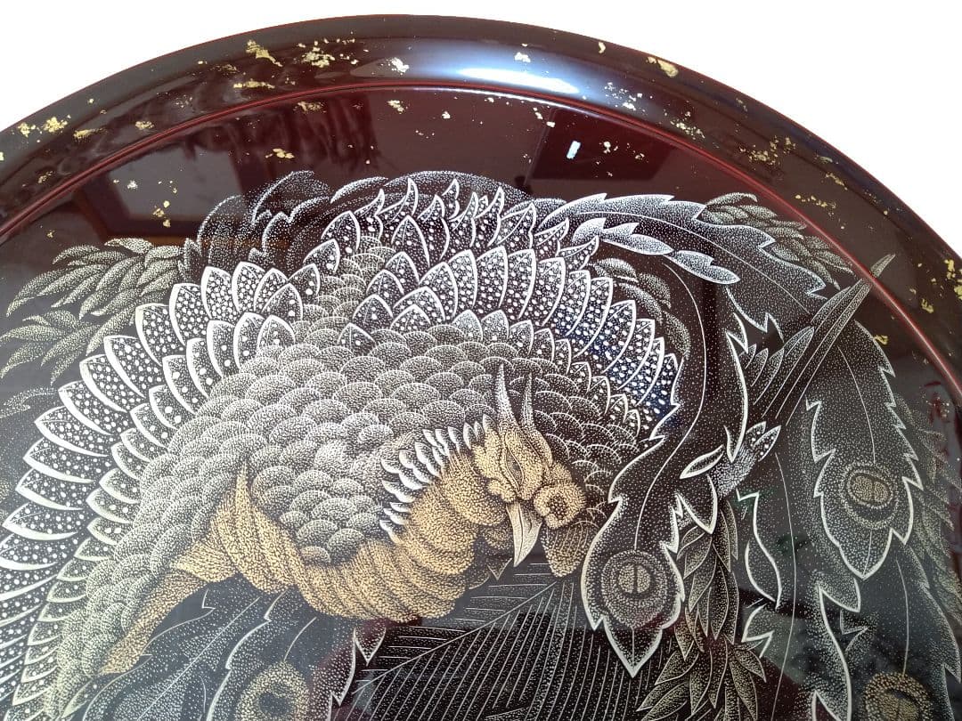 輪島塗沈金「八方睨み鳳凰図」会席盆