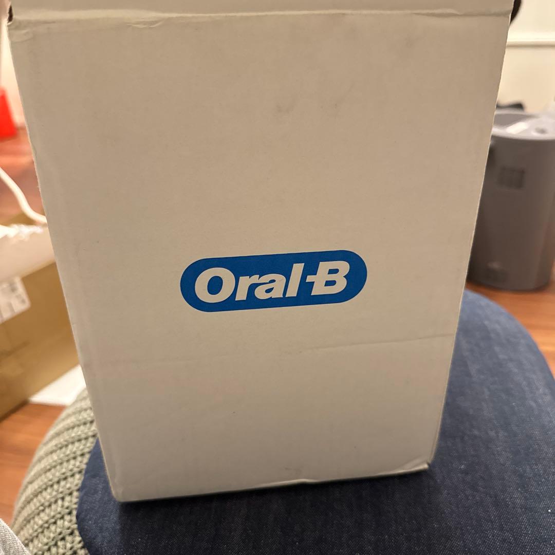 BRAUN Oral-B Genius 9000A 本体