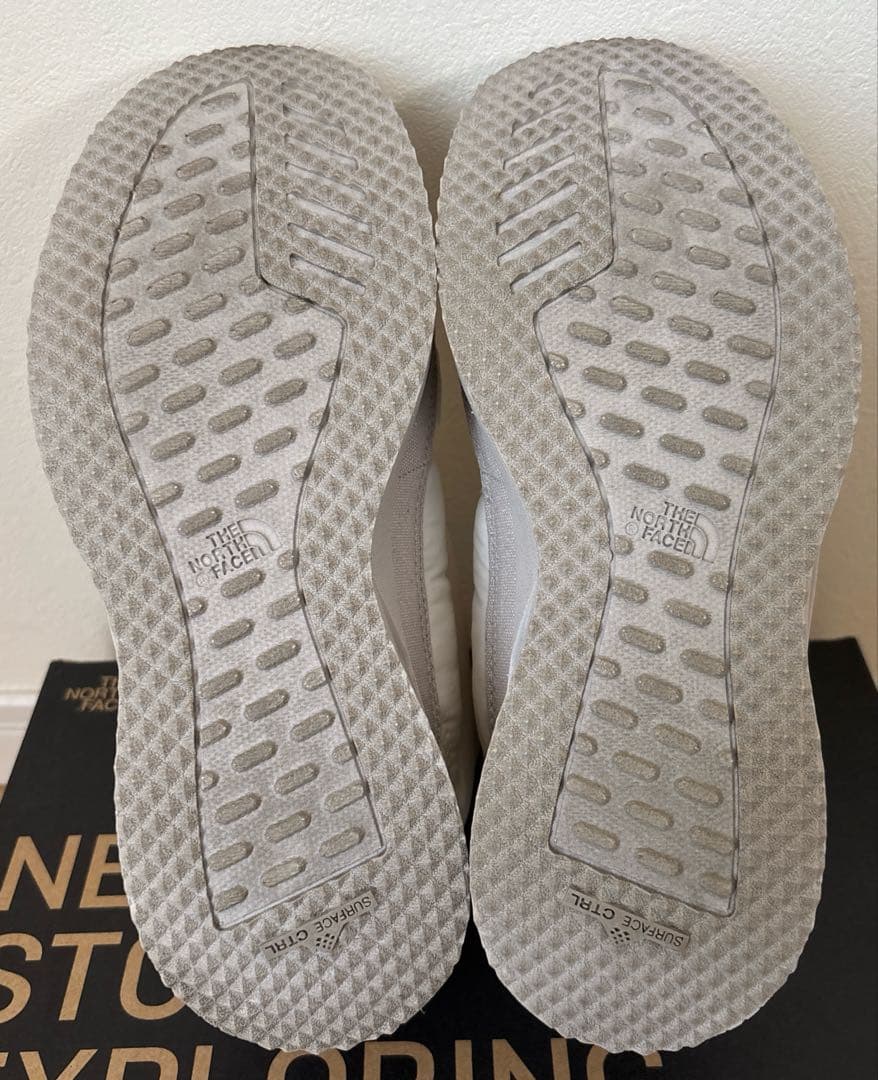 US購入 レア ノースフェイス チャッカブーツ ホワイト