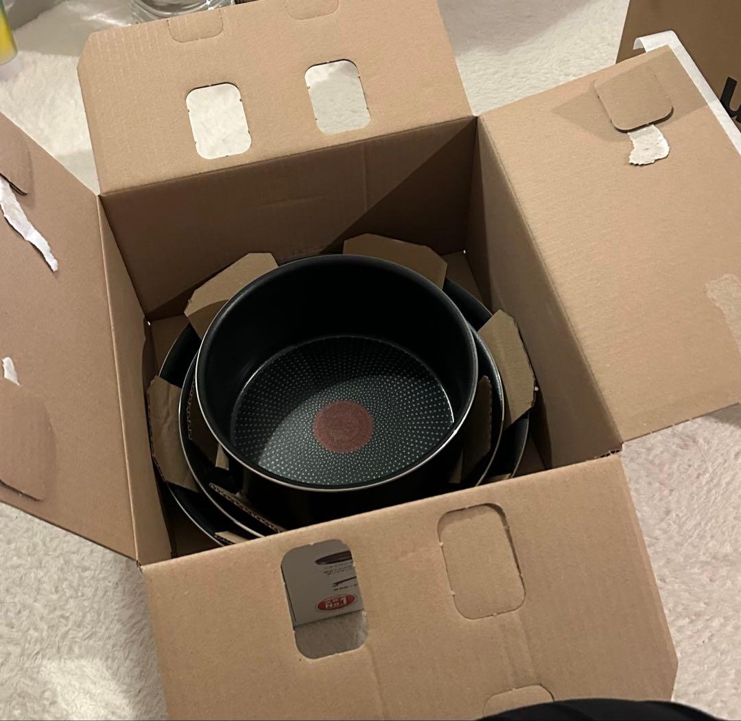 【ほぼ新品(未使用、開封のみ)】T-fal 鍋・フライパン、蓋、取手 6点セット