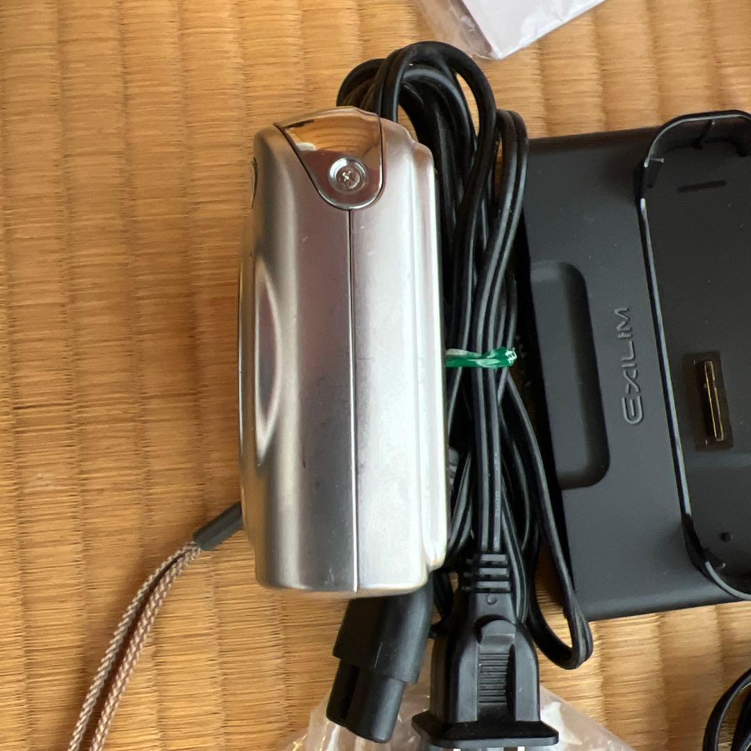 CASIO EXILIM EX-Z1200 1200万画素