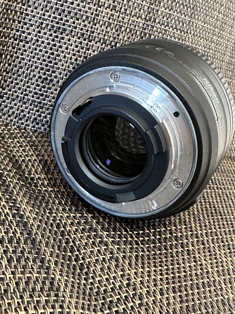 ニコン Nikon NIKKOR 35mm f1.8 単焦点　レンズ