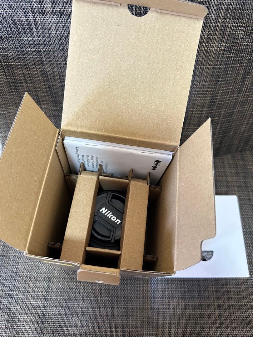 ニコン Nikon NIKKOR 35mm f1.8 単焦点　レンズ