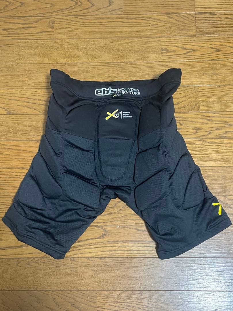 eb's HIP PROTECT エビス ヒップ スノーボード プロテクター