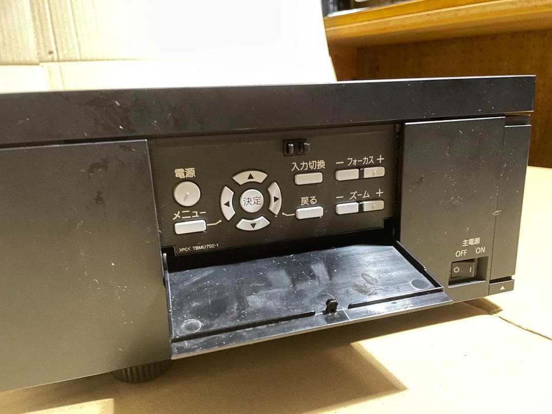 Panasonic 液晶プロジェクター「TH-AE1000」　中古