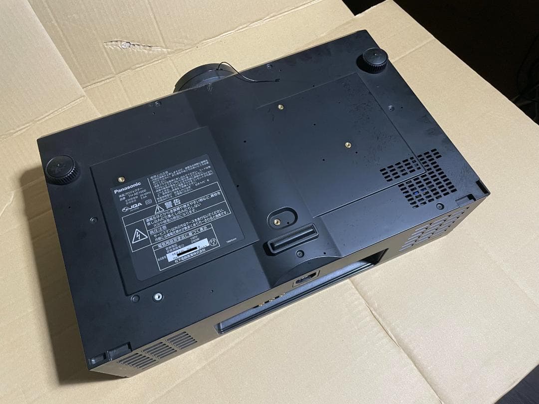 Panasonic 液晶プロジェクター「TH-AE1000」　中古
