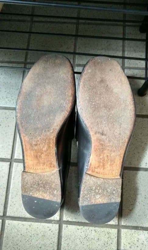 GUCCI ローファー