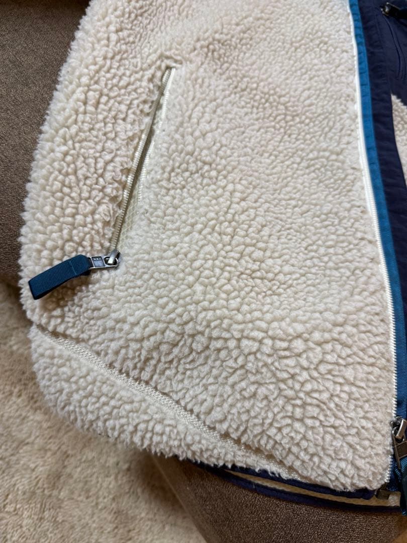 Patagonia フリースベスト アイボリー/ネイビー Mサイズ