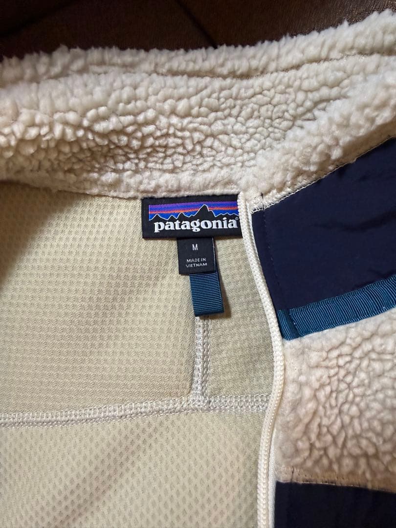 Patagonia フリースベスト アイボリー/ネイビー Mサイズ