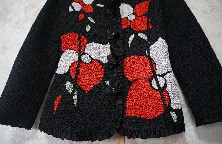 NOKO OHNOノコオーノ黒地に鮮やかな花柄ジャケット