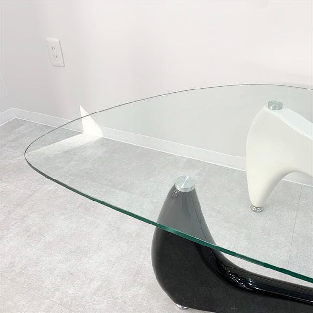 モダンコーヒーテーブル（イサムノグチリプロダクト品）