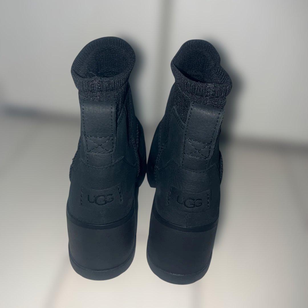 UGG Moxy Chelsra （モクシーチェルシー）24cm
