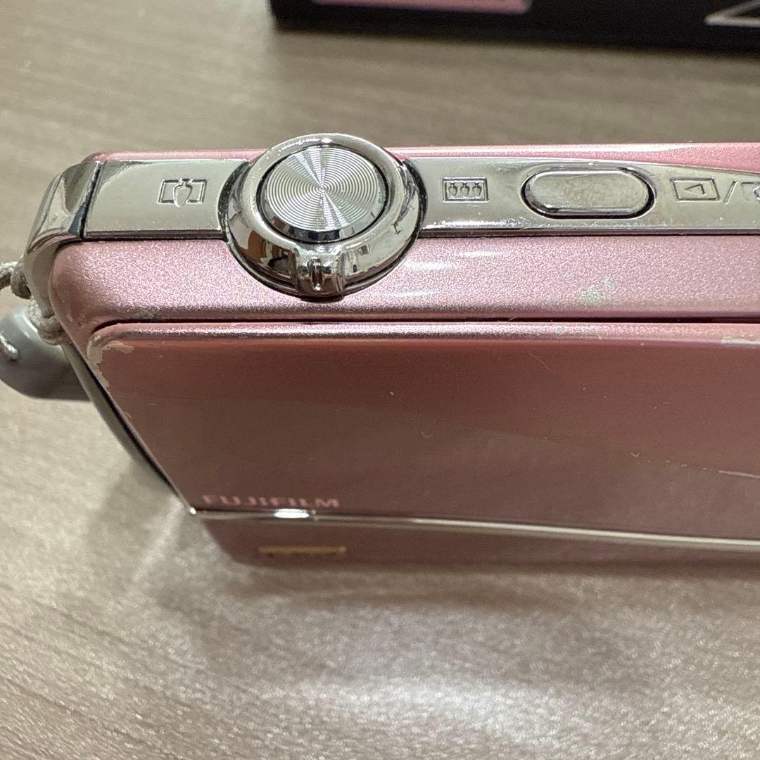 FUJIFILM FINEPIX Z800 EXR ピンク