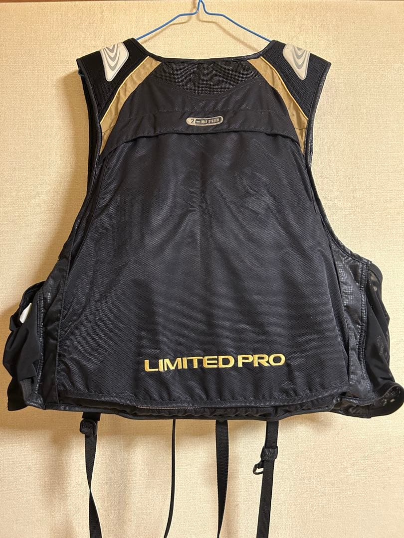 シマノ　ネクサス　リミテッドプロ　フローティングベスト（サイズ：ＬＬ）