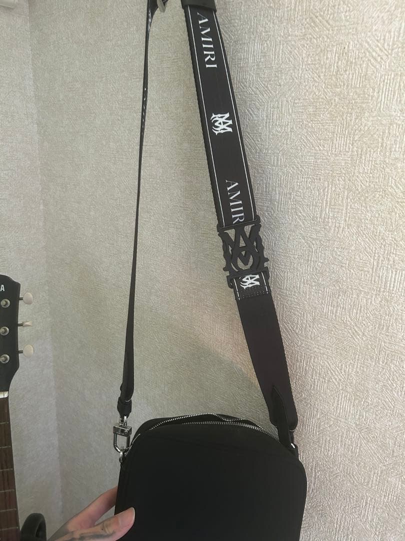 AMIRI ブラック ショルダーバッグ