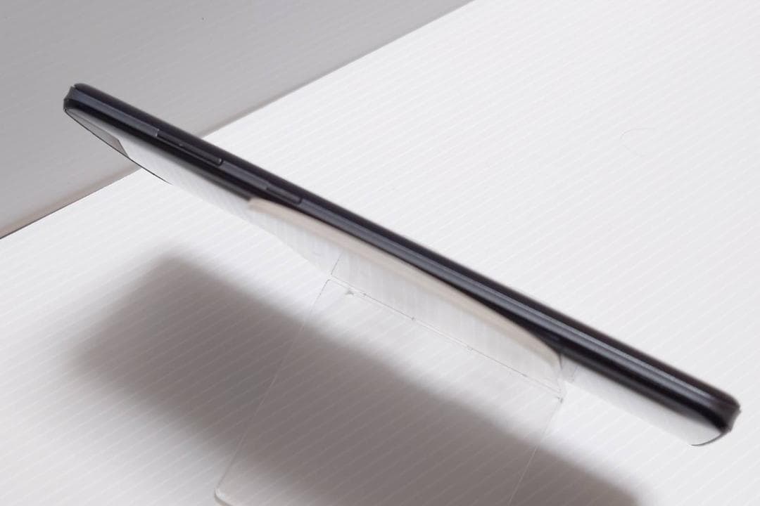 AQUOS zero2 906SH SoftBank版 SIMロック解除済