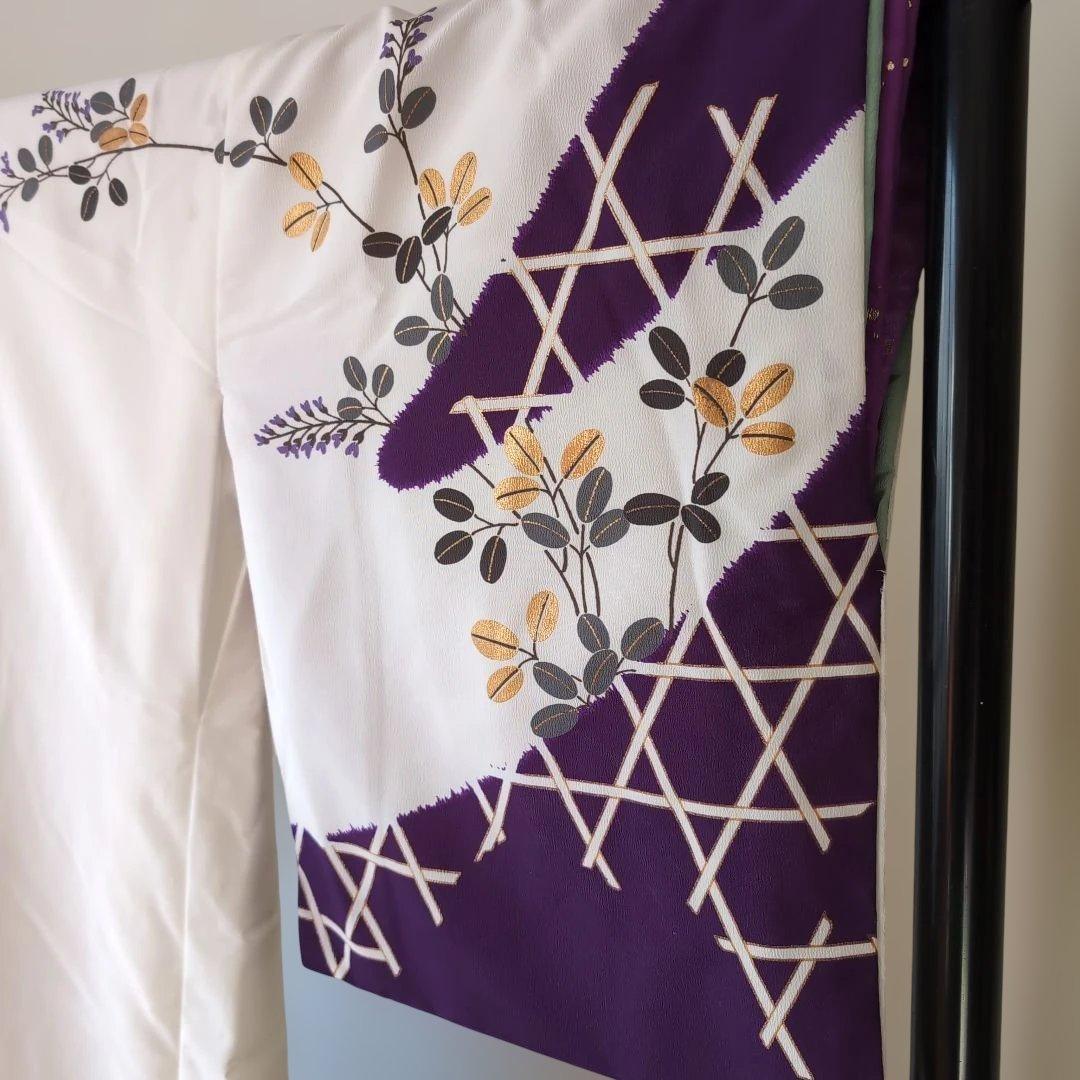 舞踊　着物　裾引き　白