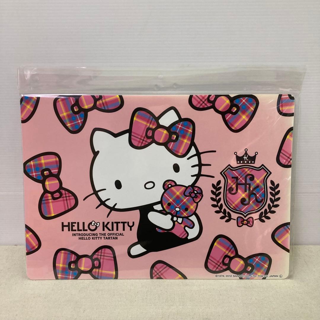 【新品未使用★2012年製】４枚セット　ハローキティ　ランチョンマット　サンリオ