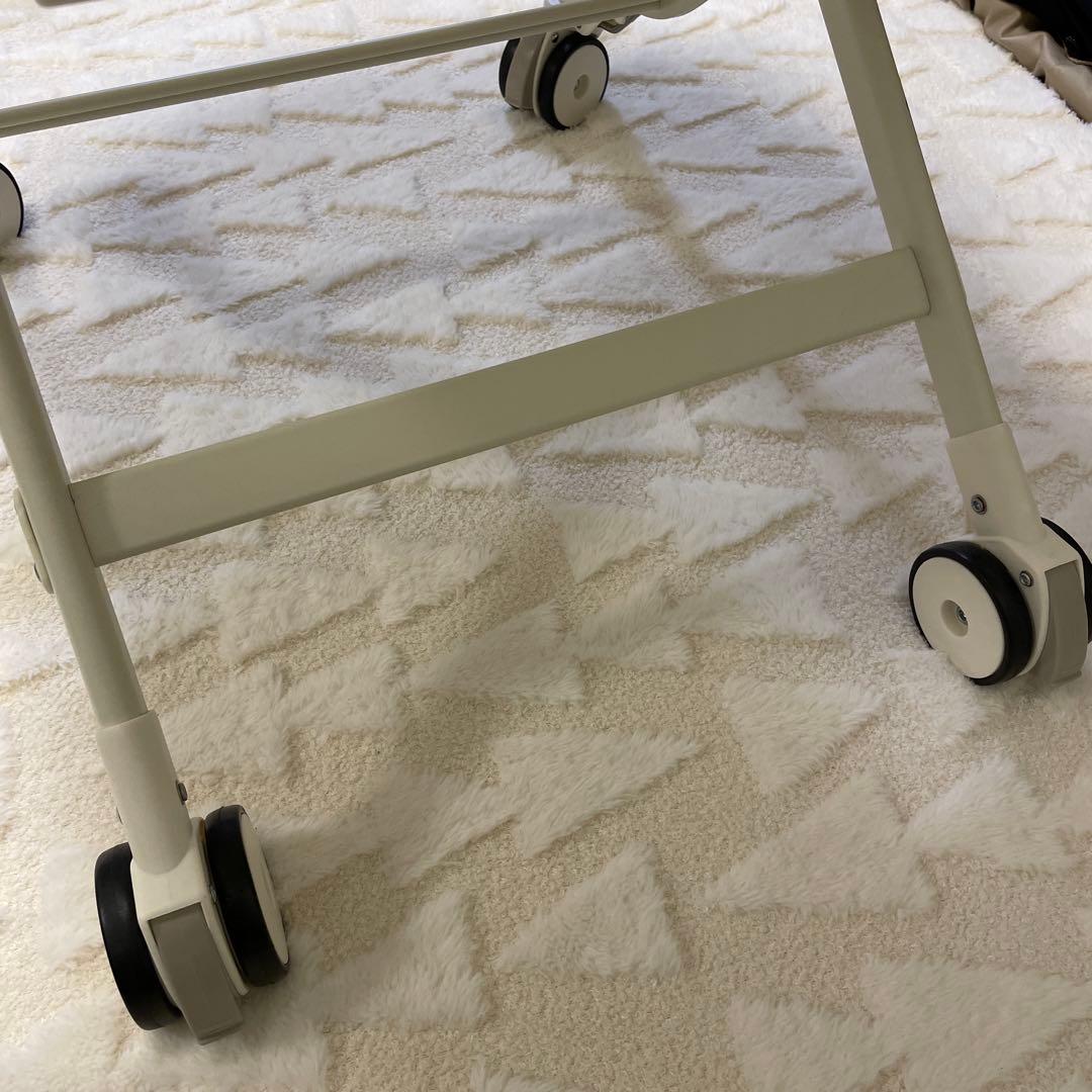 【美品】combiコンビ ネムリラ AUTO SWING エッグショック 電動