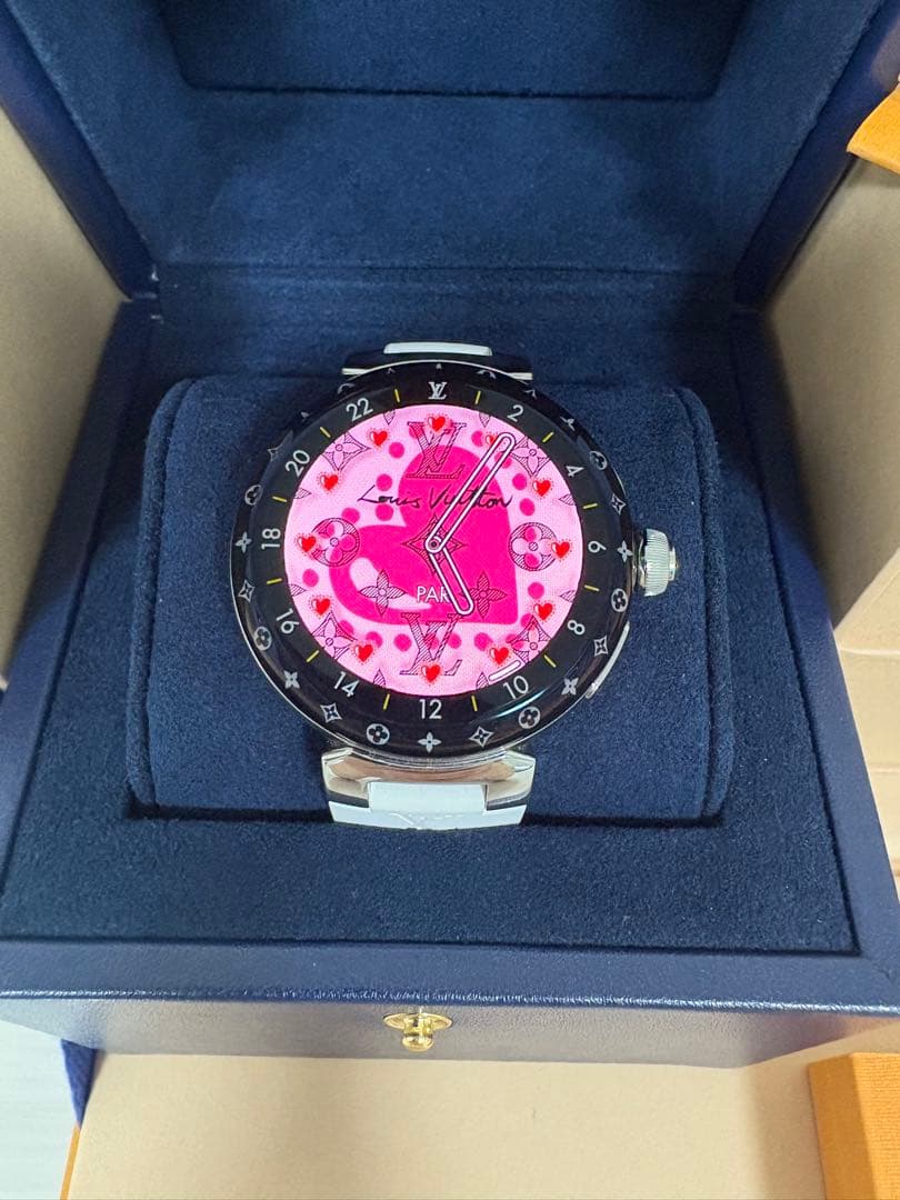 Louis Vuitton タンブールホライゾンv3 ライトアップ