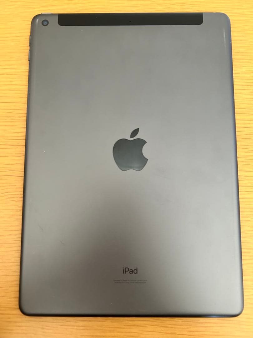 iPad第9世代 Wi-Fi + Cellula　モデル64GB　【美品】