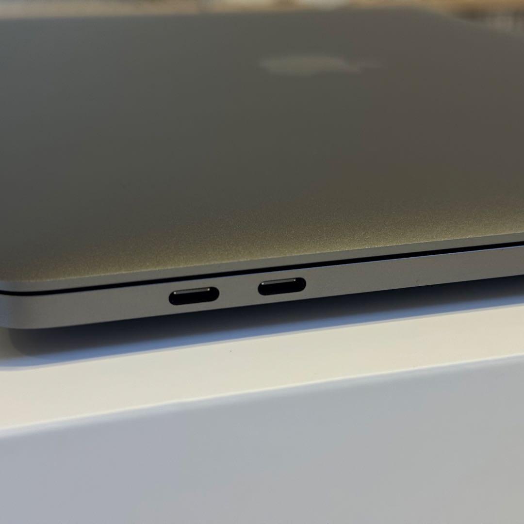 美品 100%,MacBookPro,M2,8GB,512G,13インチ