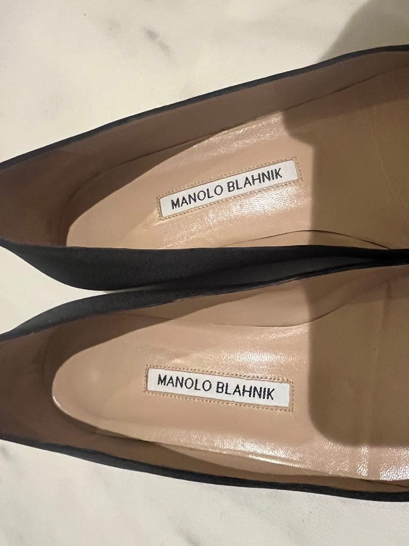美品　マノロブラニク　ハンギシ　フラットシューズ