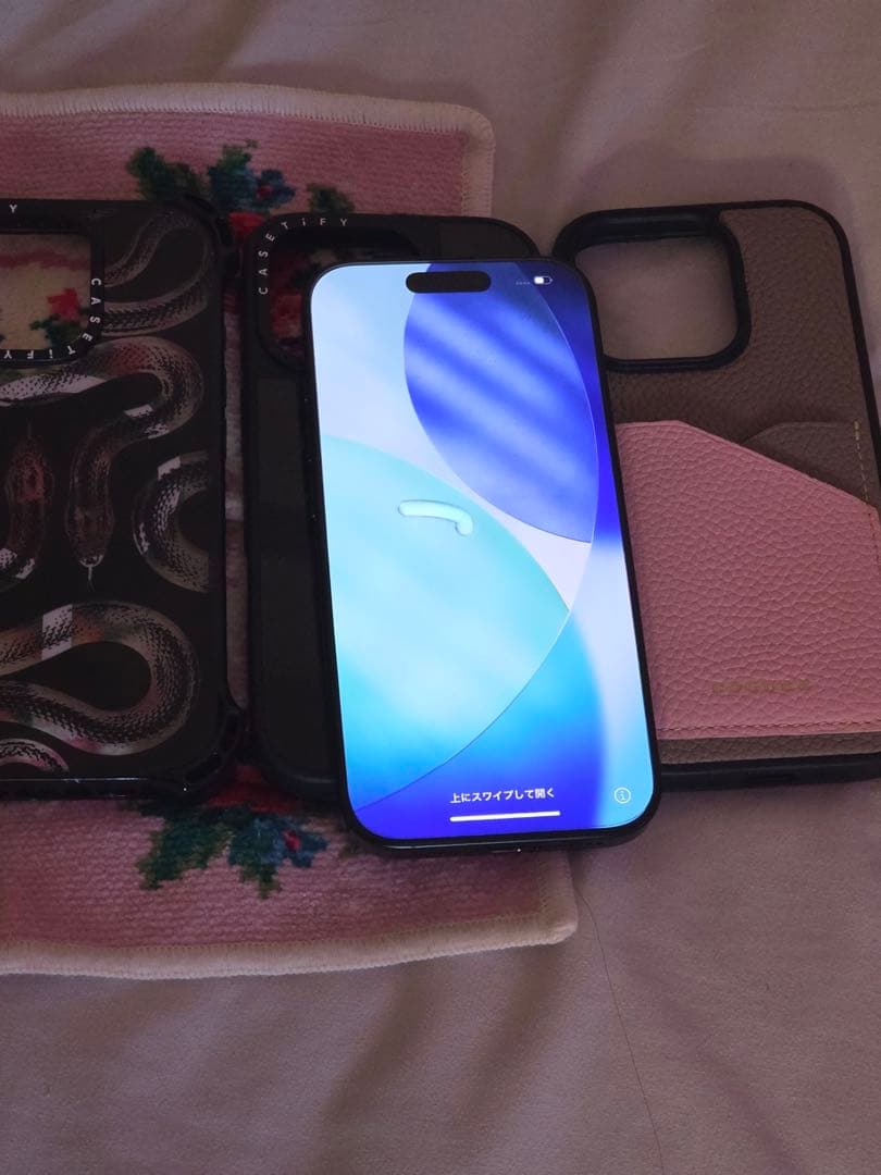 iPhone 16Pro 256GBblack ケース 5個セット 美品