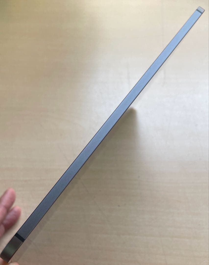 iPad Air 第5世代　Cellular スペースグレイ　美品　#4