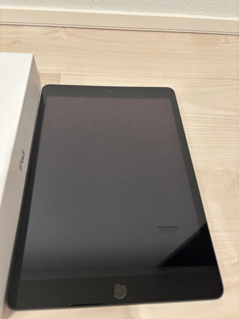 【美品】iPad 第7世代スペースグレー Wi-Fi 32GB