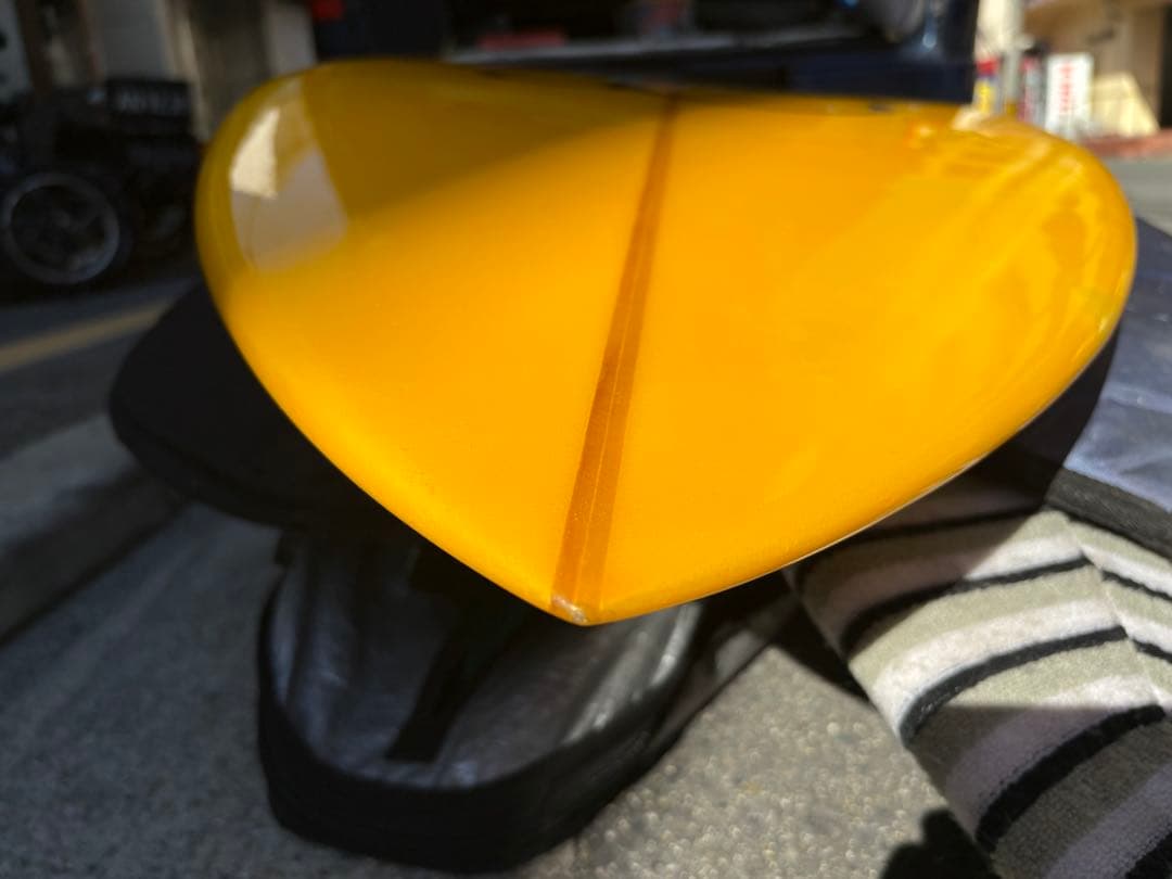 Op イエローショートボード MCシエープフィン付きフィッシュ