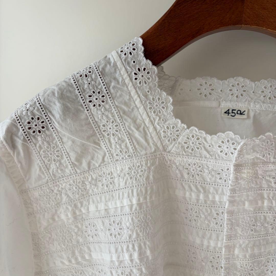 本日限定お値下げ　2025新品45R スーピマバチストのカットワークブラウス　白