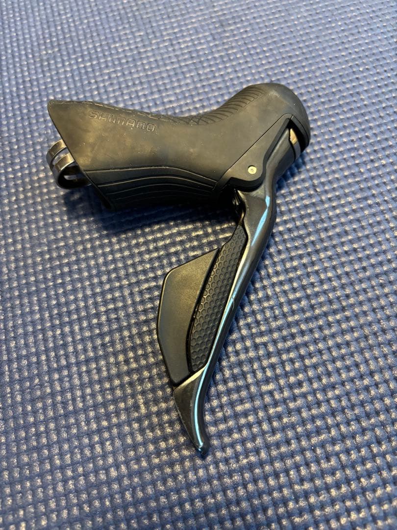 シマノ ULTEGRA Di2 ST-R8070 油圧ブレーキSTIレ